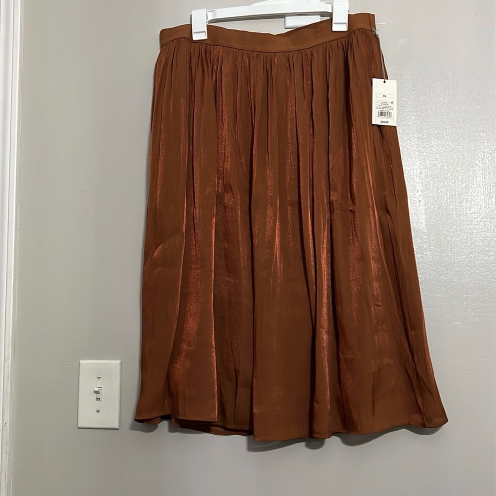 A new day- Elegant Brown glimmering Skirt